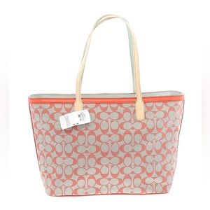 NWT Coach Signature Medium Tote